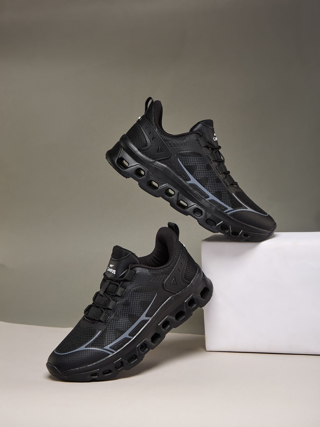 Campus Campus NECTER Men Mesh Training or Gym Non-Marking Shoes