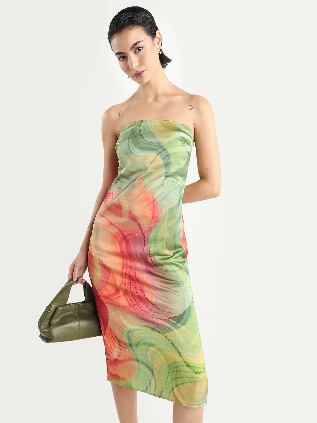 mermaid dress myntra Buy NIYARA India Women Embellished Sequin Mermaid Maxi Gown with Sheer  Accents - Dresses for Women 36591071