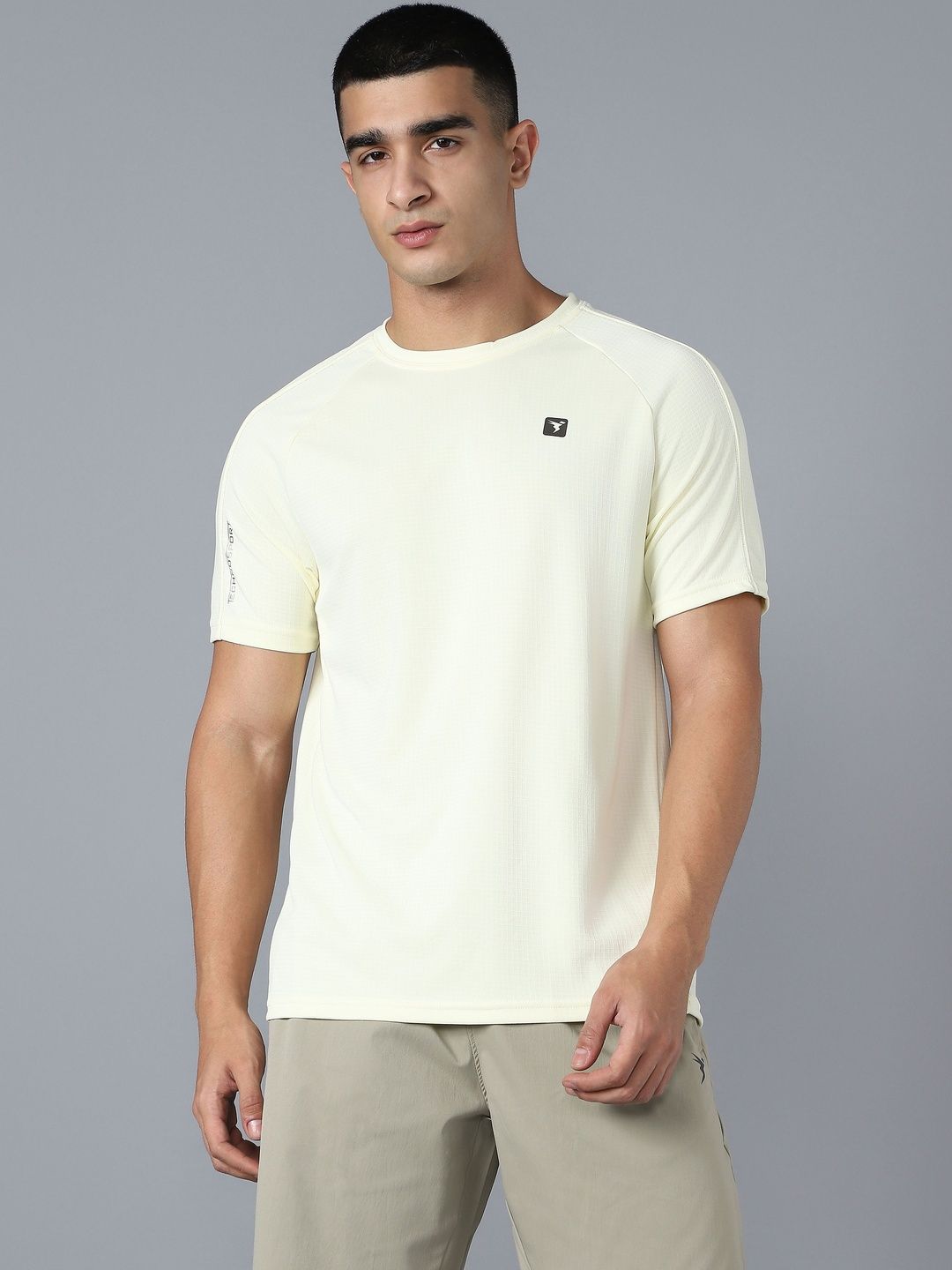 Technosport Men Pockets T-shirt