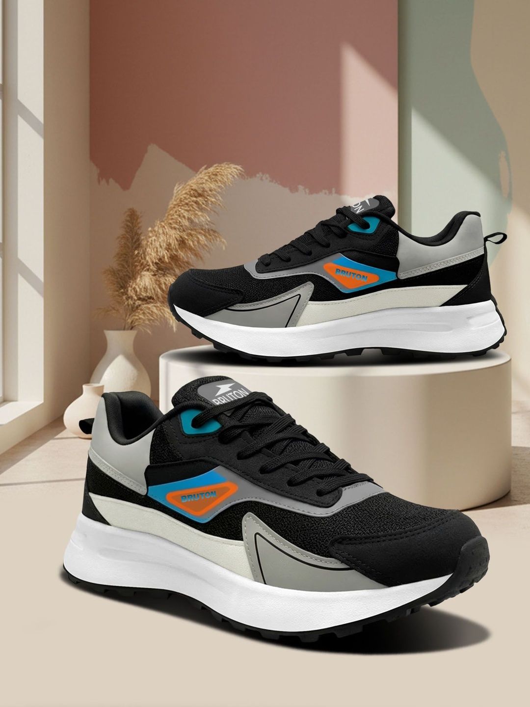 Bruton Men Mesh Running Non-Marking Shoes