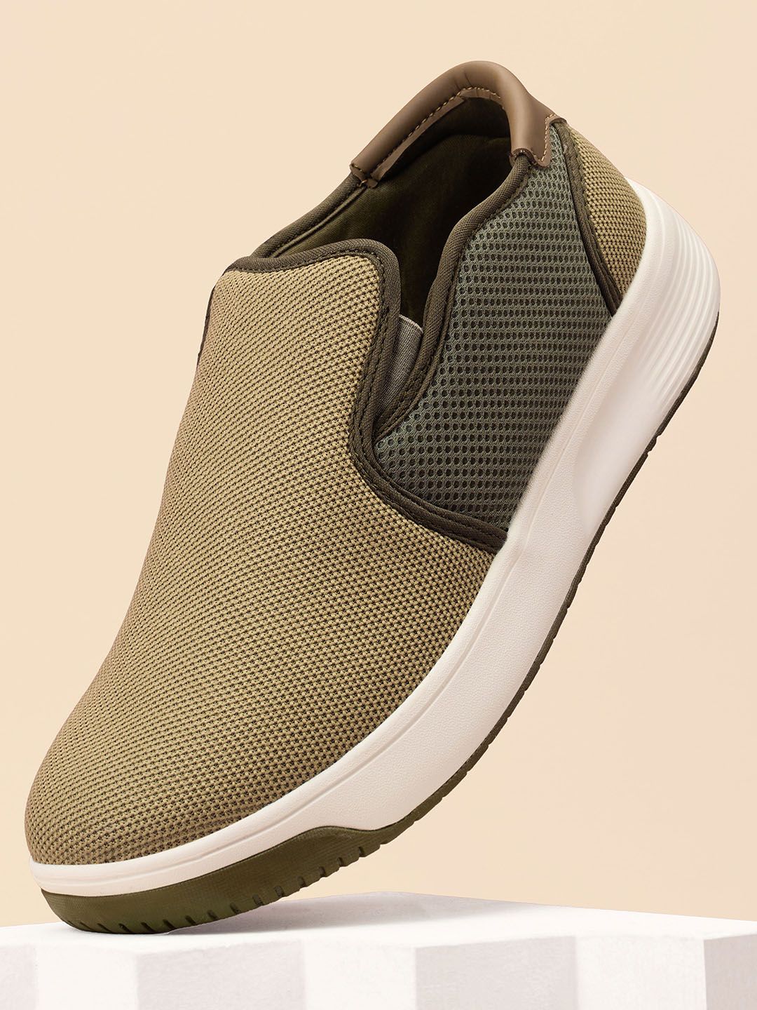 AVANT Men's DailyStride Slip-On Walking Shoes - Olive