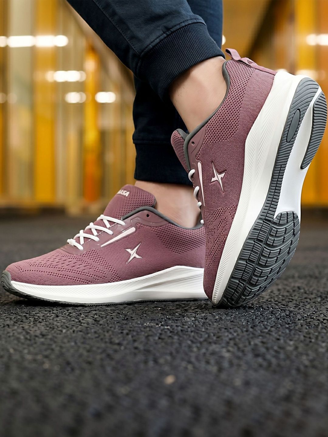 KRAASA Men Mesh Running Non-Marking Shoes