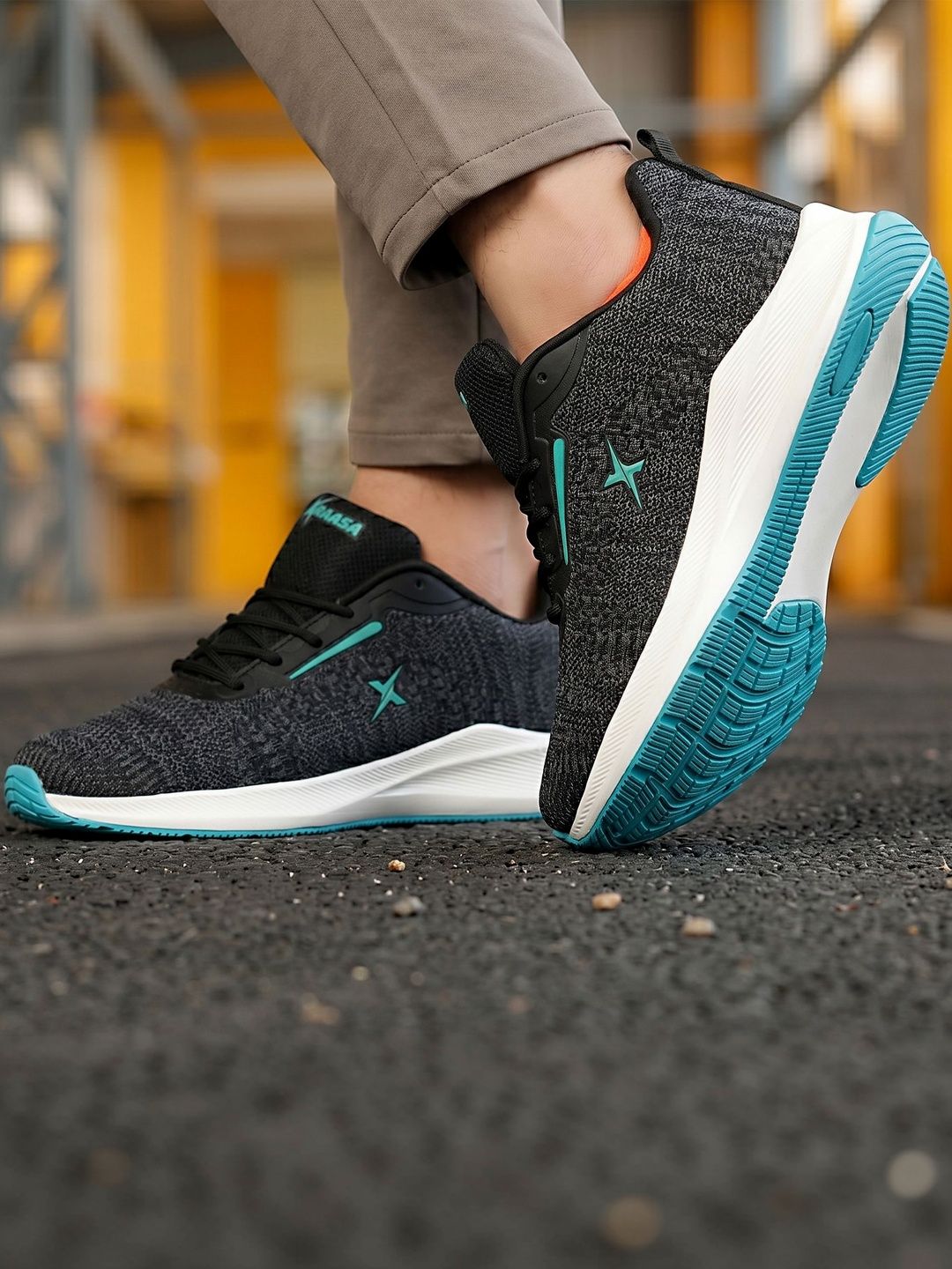 KRAASA Men Mesh Running Non-Marking Shoes