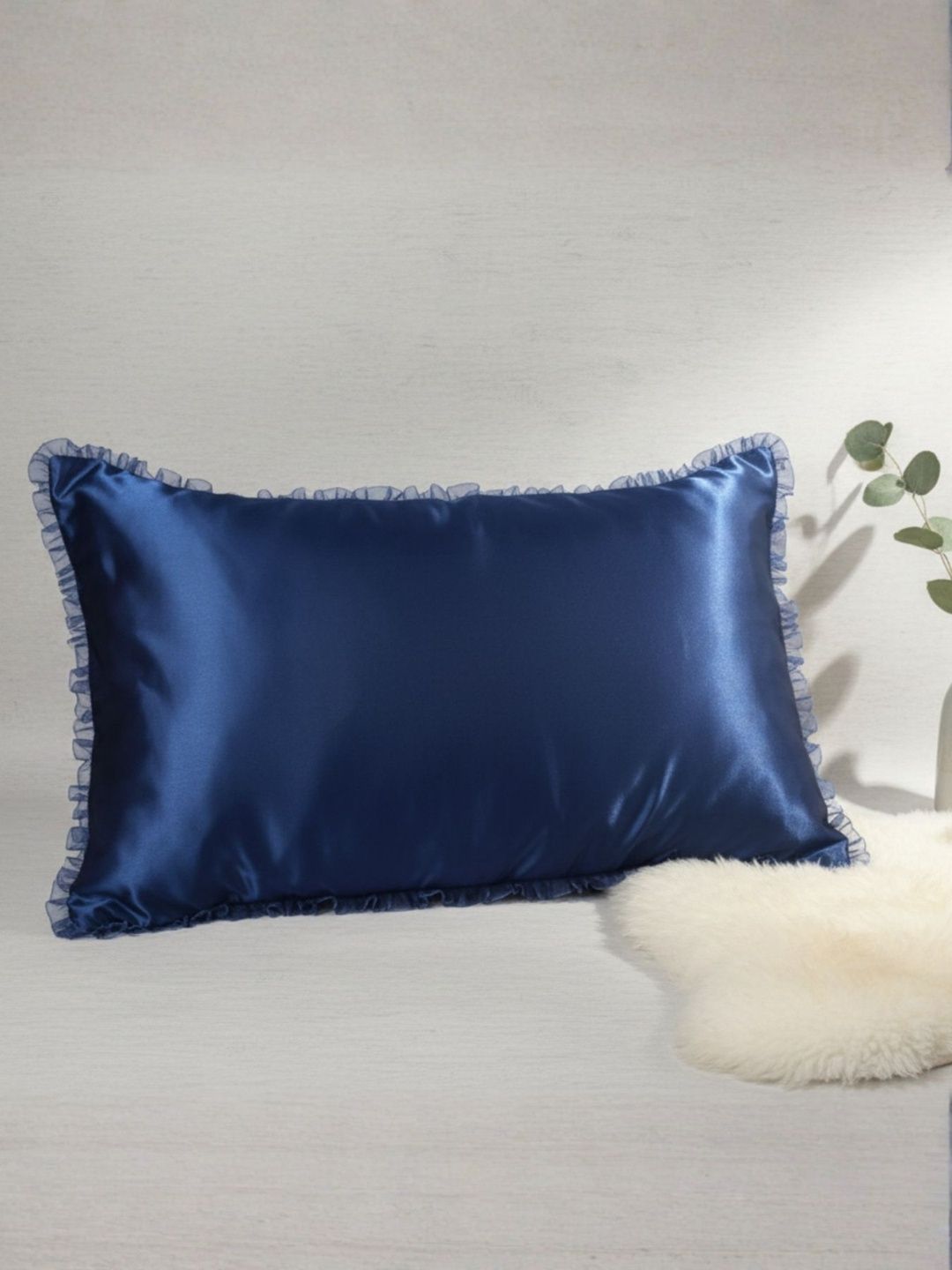 SLEEPY THREADS SLEEPY THREADS Blue Satin Ruffle 800 TC Pillow Covers