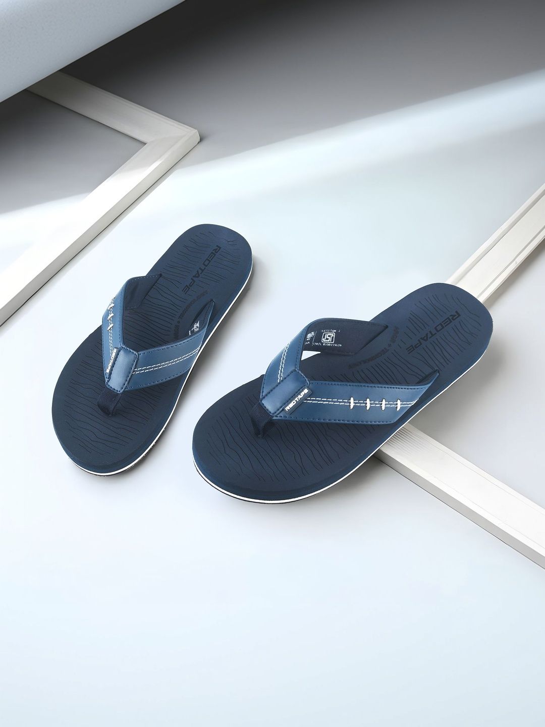Red Tape Men Thong Flip-Flops