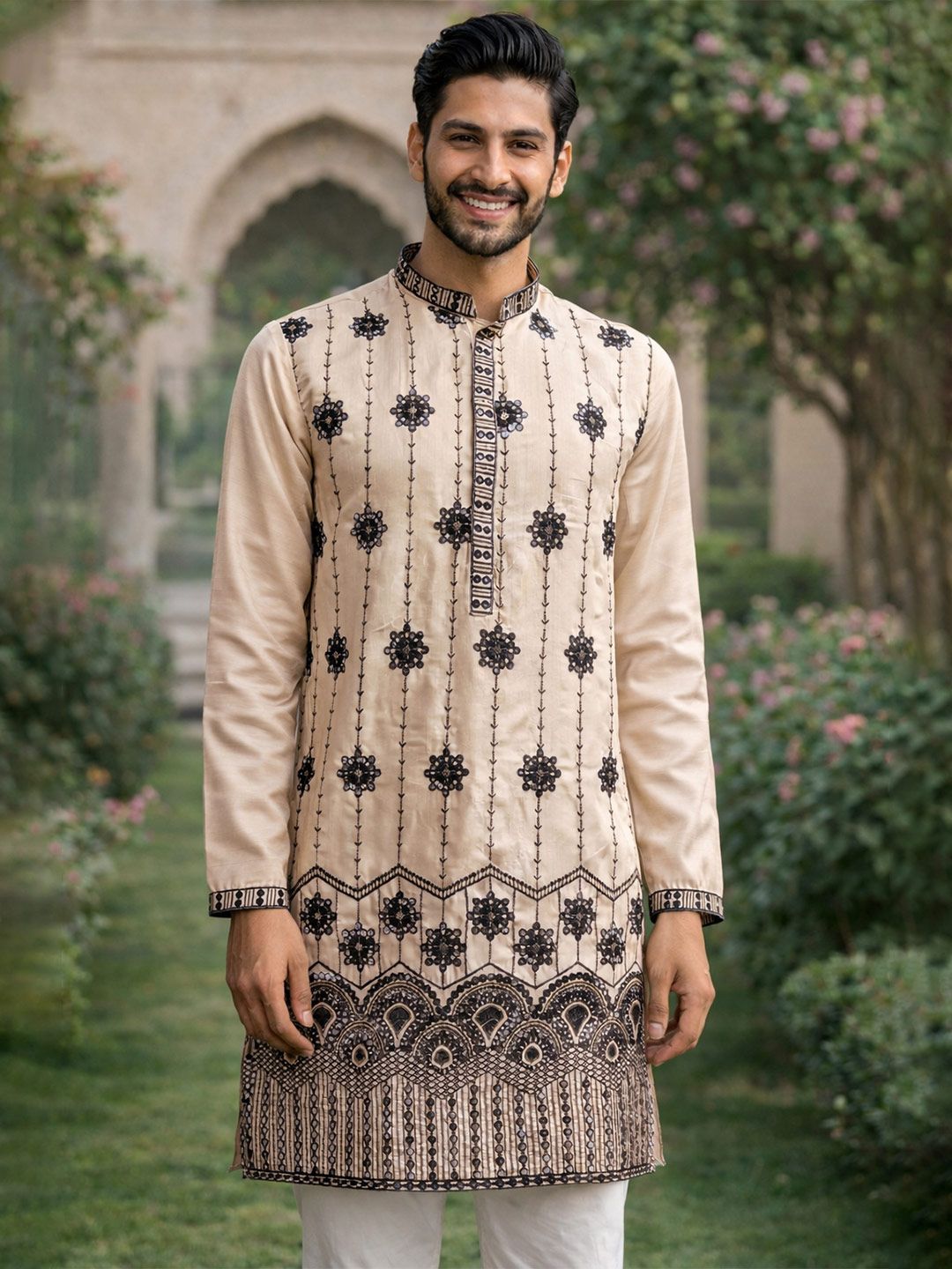 House of Pataudi Embroidered Mandarin Collar Straight Kurtas