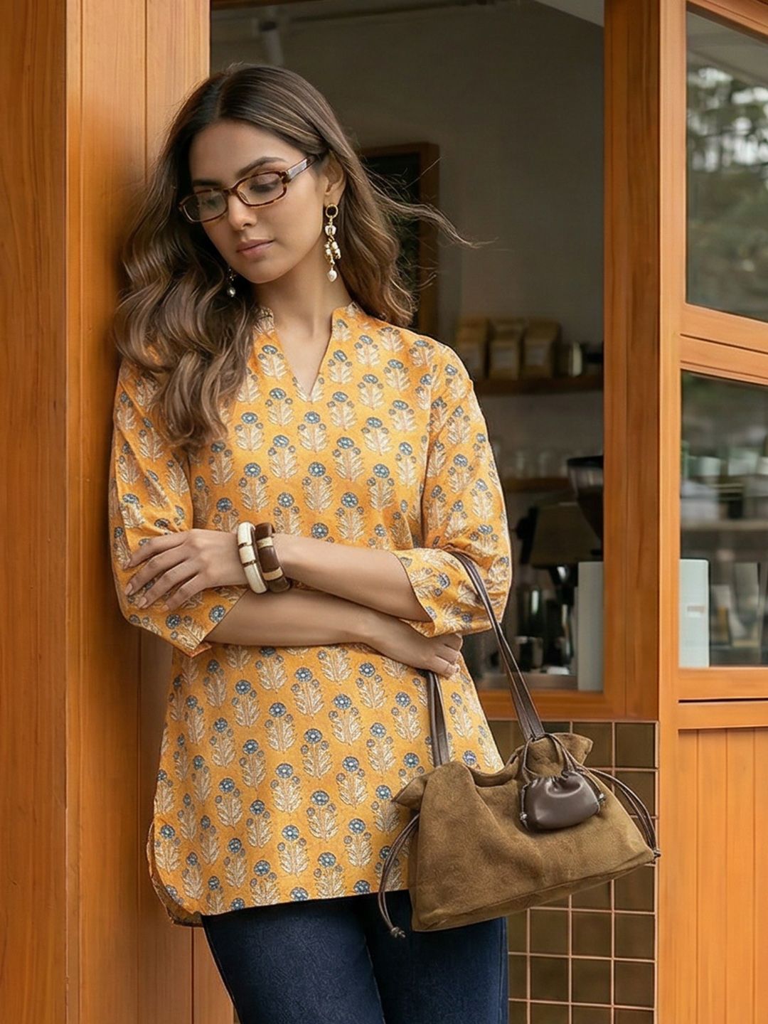 Anouk Rustic Floral Print Curved Hem Kurti