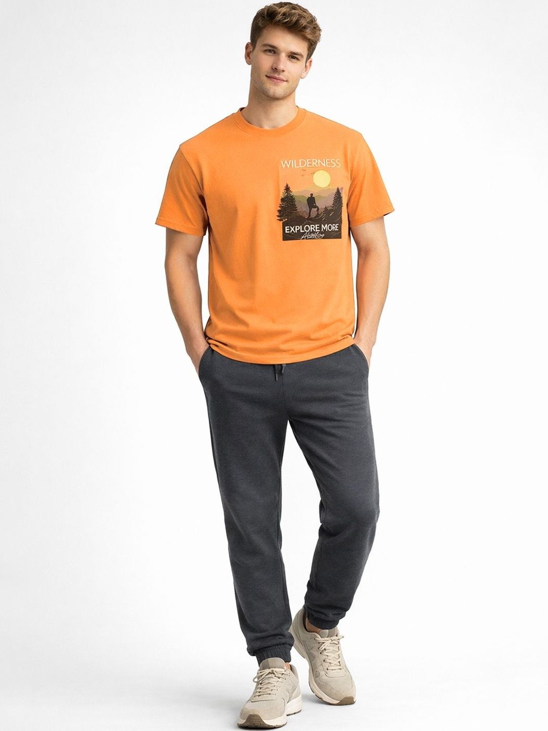 The Roadster Lifestyle Co Printed Pure Cotton Round Neck Tshirt