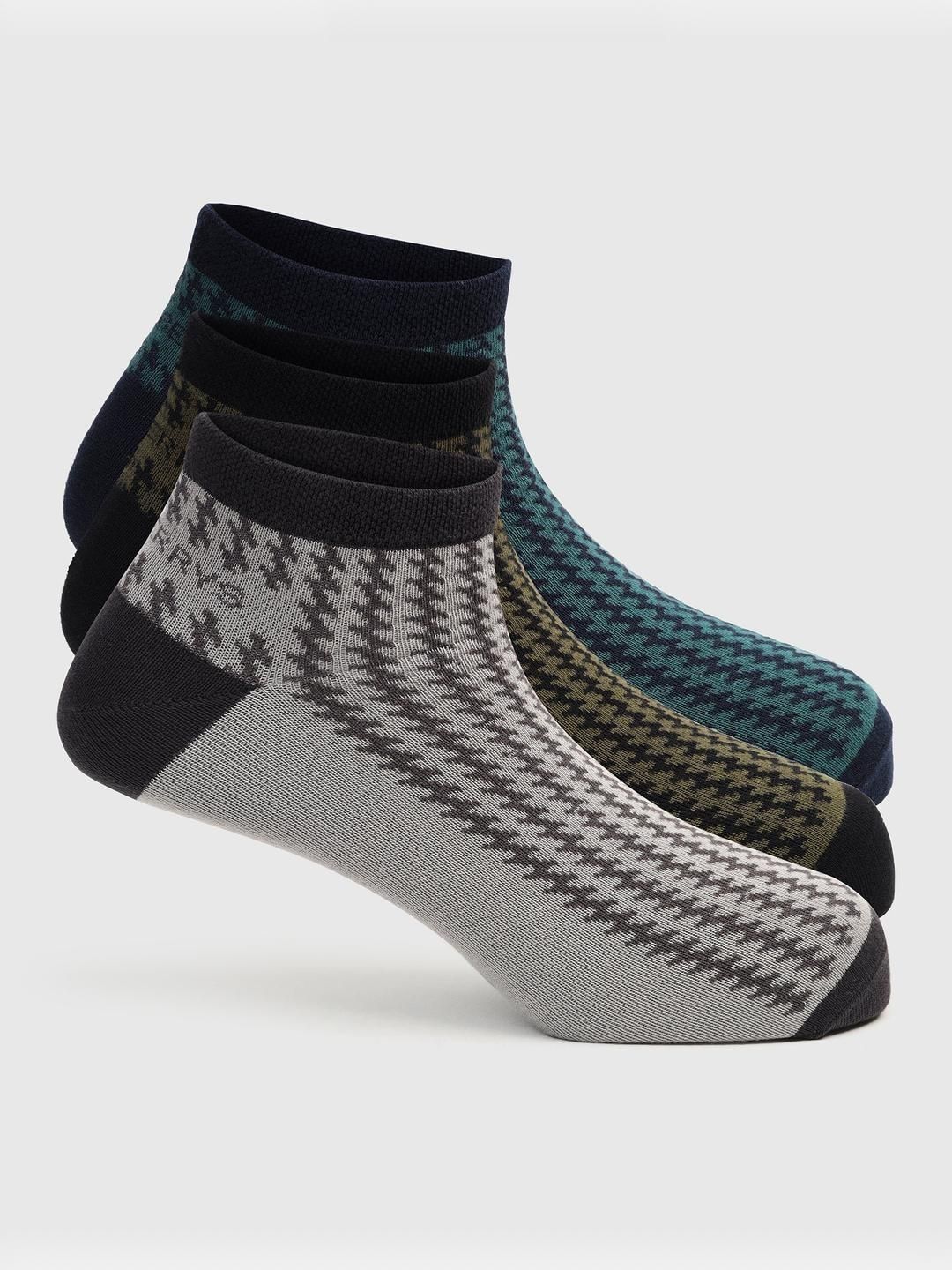 Blackberrys Men Pack of 3 Cotton Assorted Patterned Ankle Length Socks