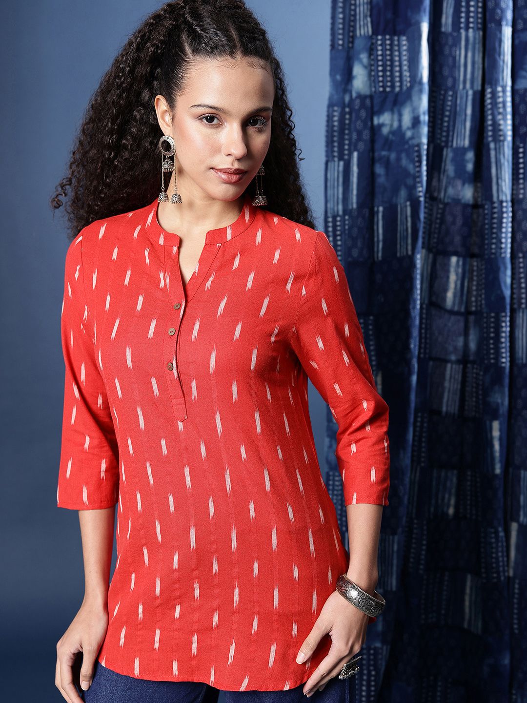 Taavi Woven Design Mandarin Collar Ikat Crafted Kurti