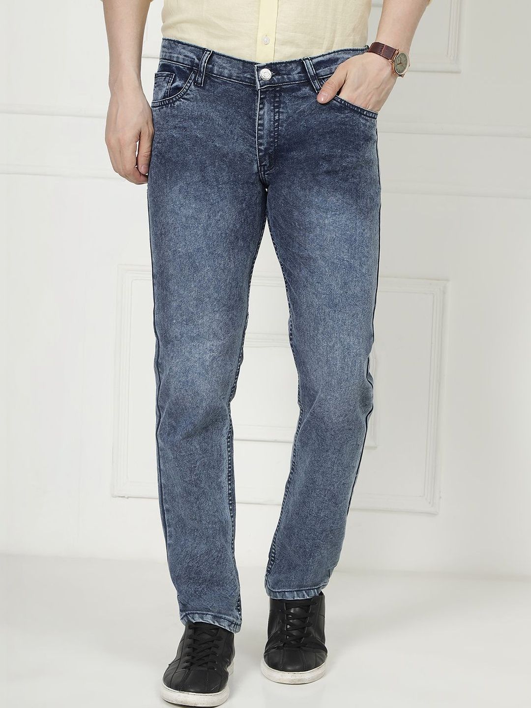 Dais Men Regular Fit Mid-Rise Light Fade Stretchable Jeans