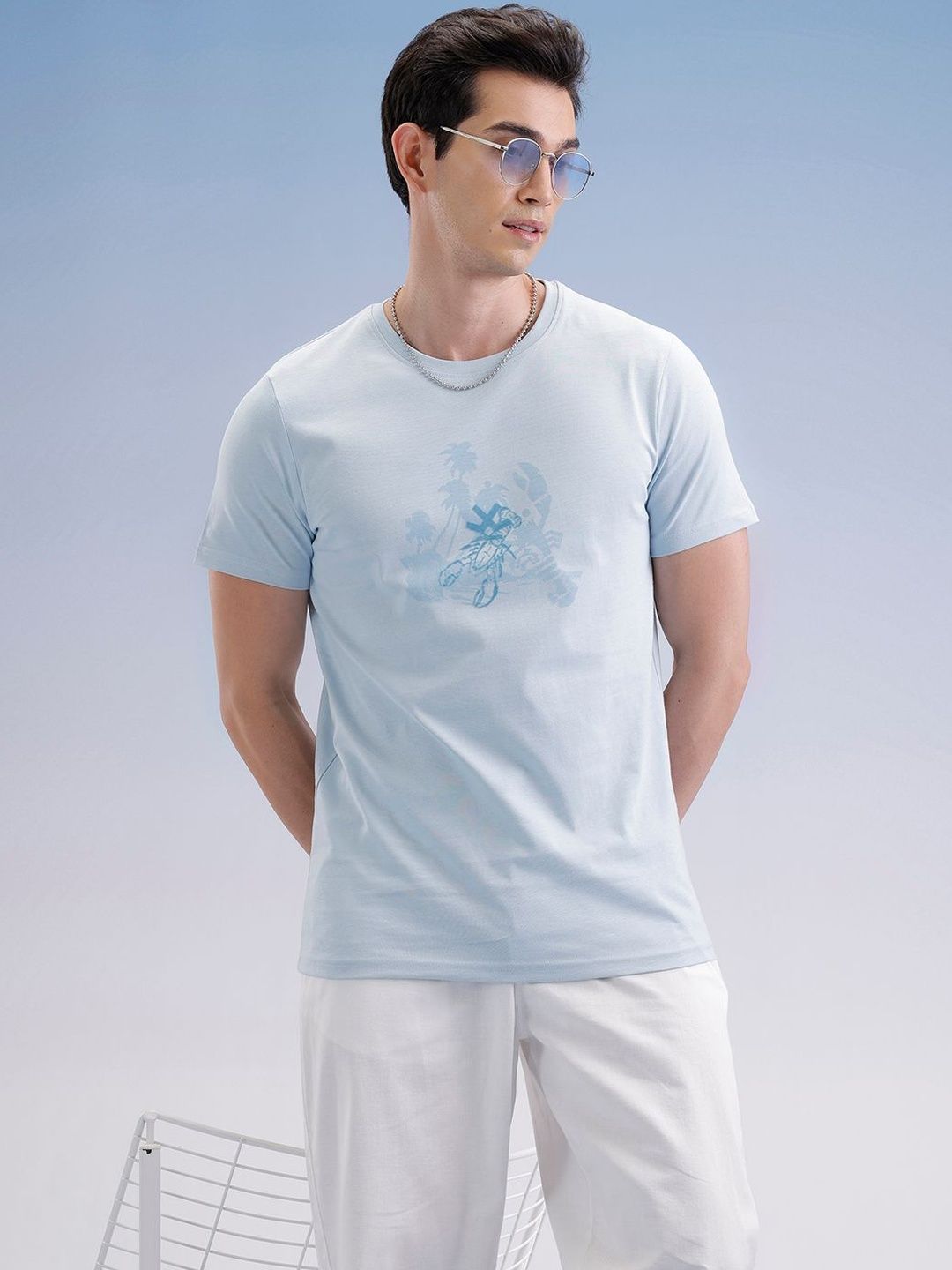 WROGN Men Printed Tropical Slim Fit T-shirt