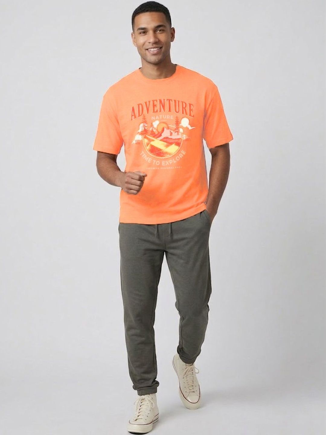 The Roadster Lifestyle Co Printed Pure Cotton Round Neck Tshirt