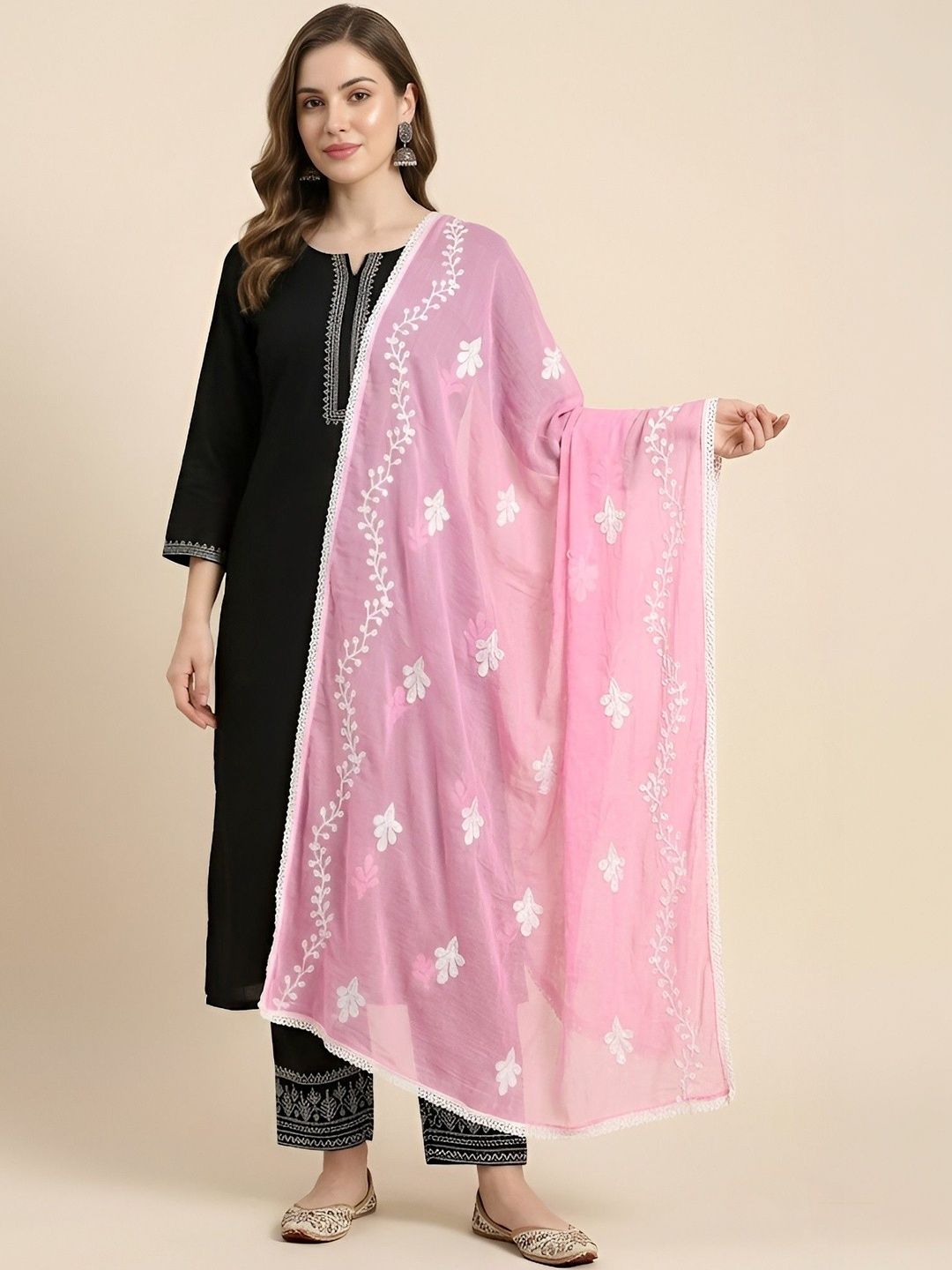 MUFFLY Embroidered Dupatta with Thread Work