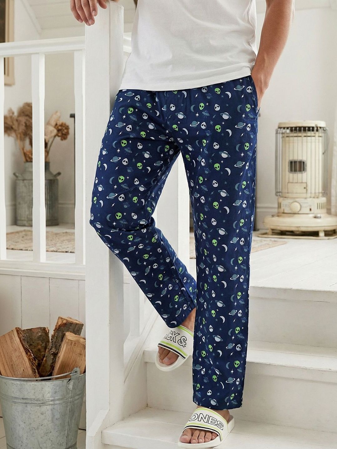 Bewakoof Men's Pageant Blue All Over Printed Pyjamas