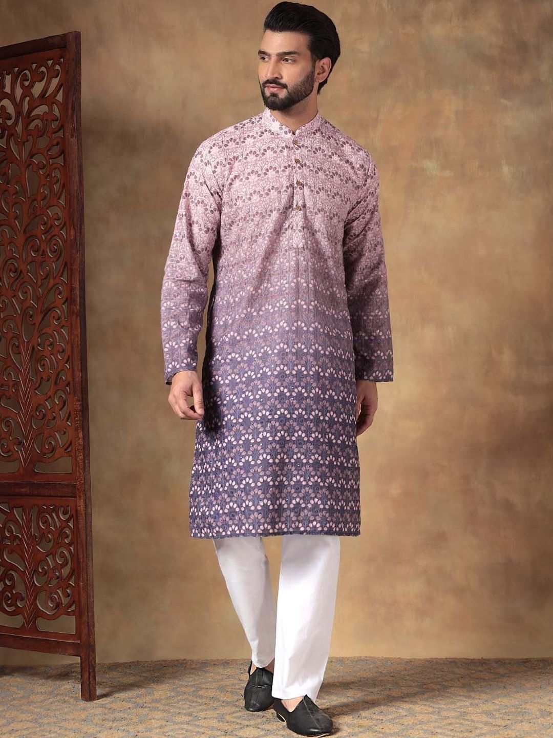 Excent Men Geometric Embroidered Sequinned Floral Kurta