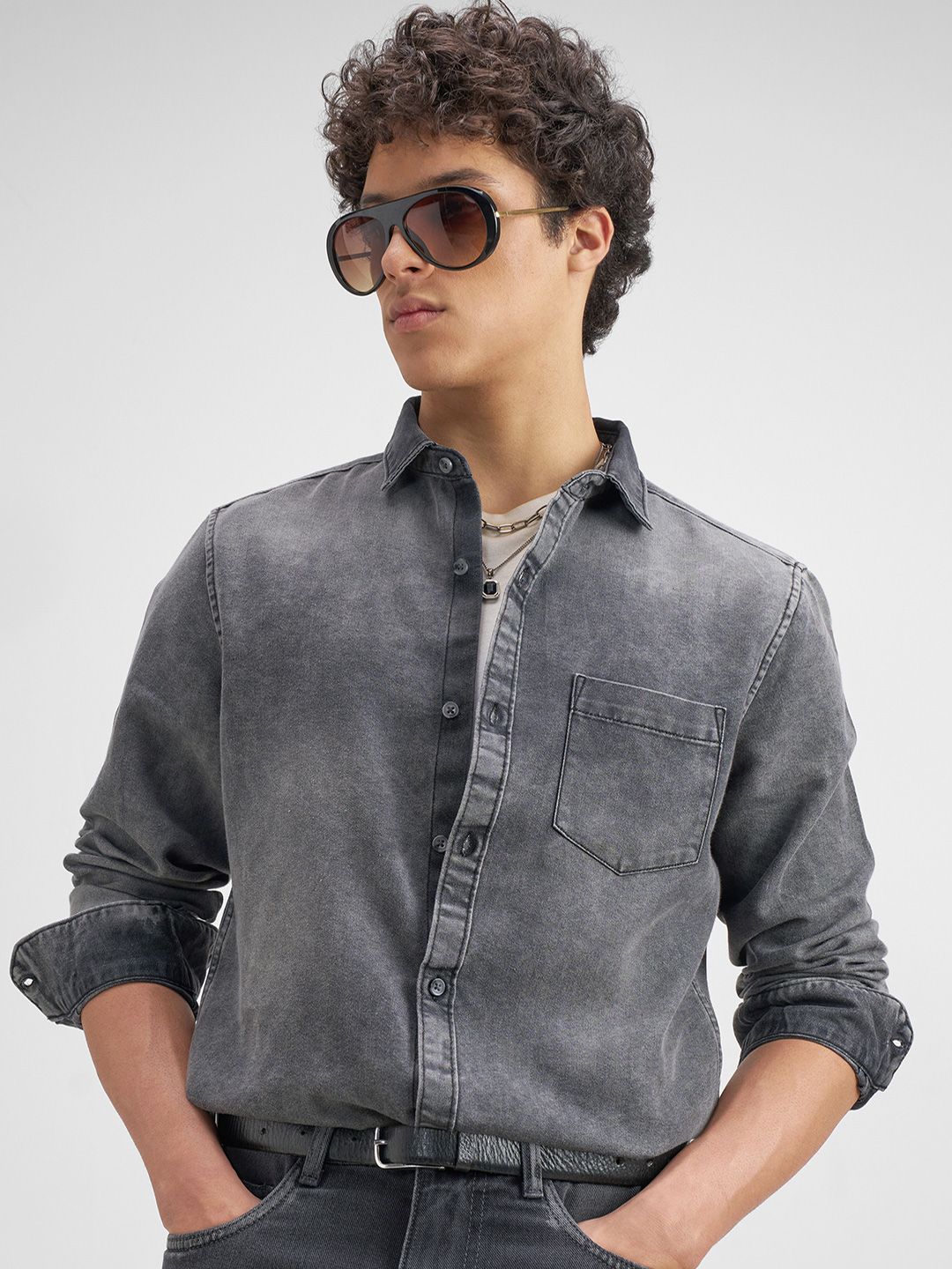 HIGHLANDER Men Slim Fit Casual Shirt