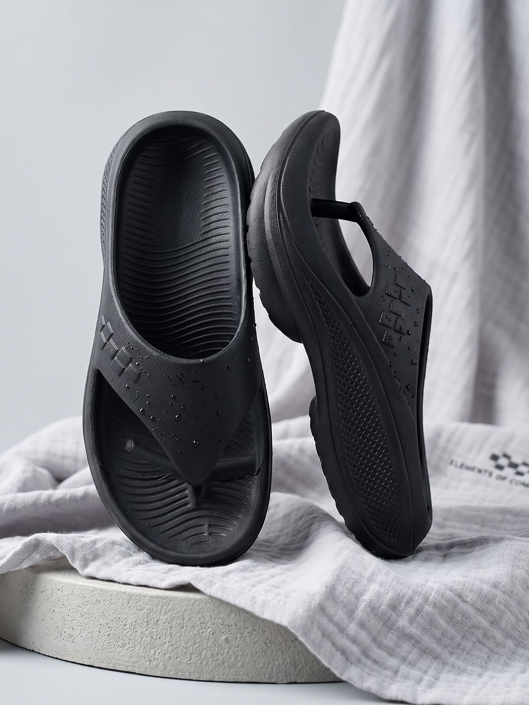 The Roadster Lifestyle Co Men Solid Casual Thong Flip-Flops