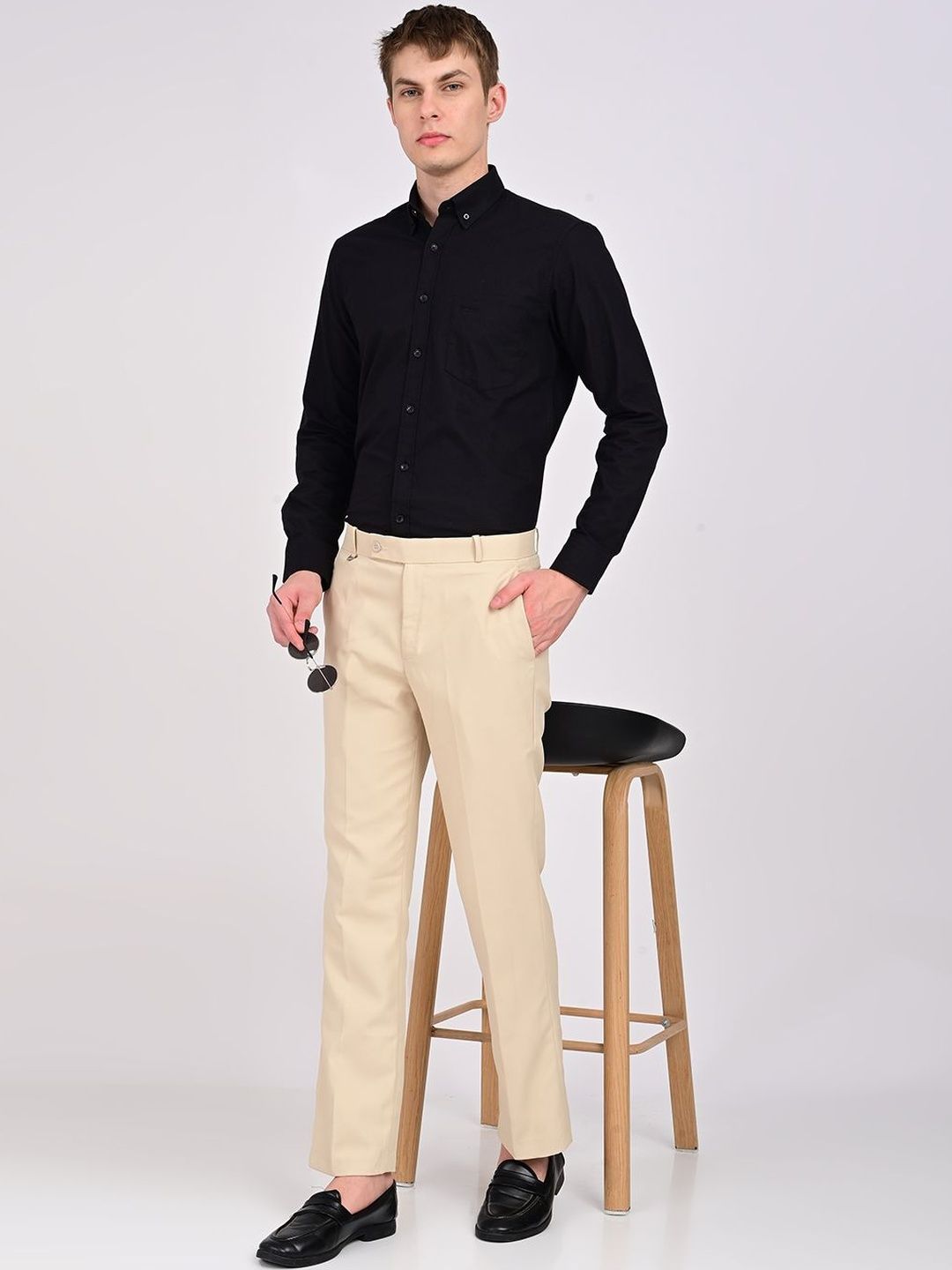 INVICTUS Men Trousers