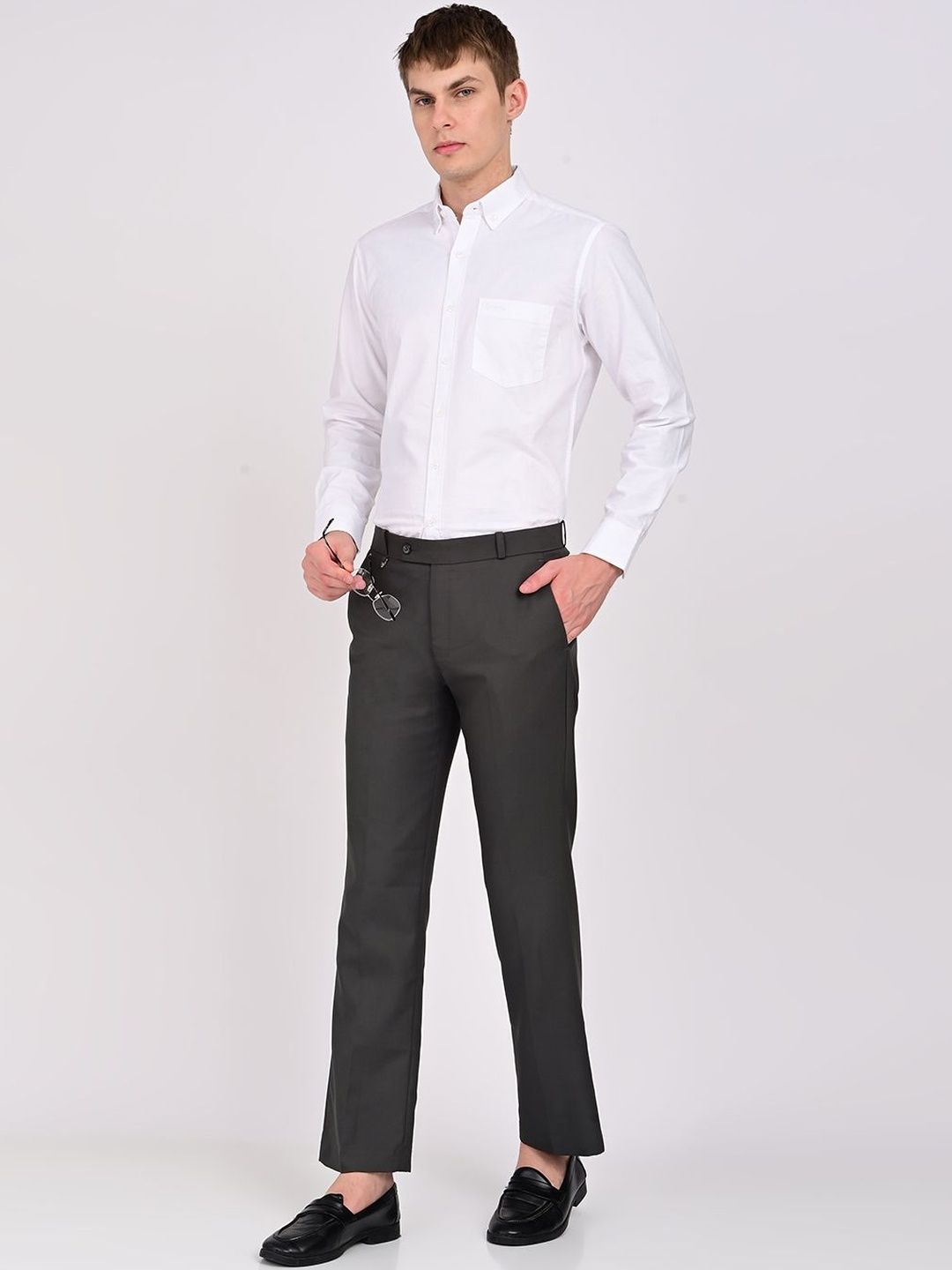 INVICTUS Men Trousers