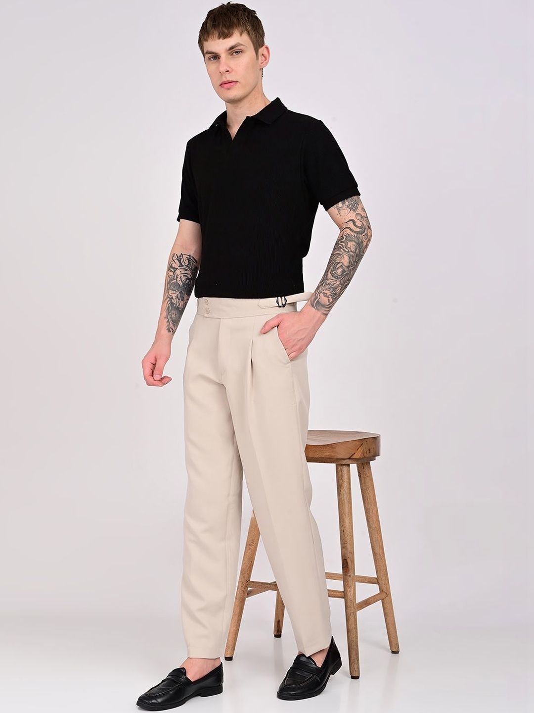 INVICTUS Men Pleated Trousers