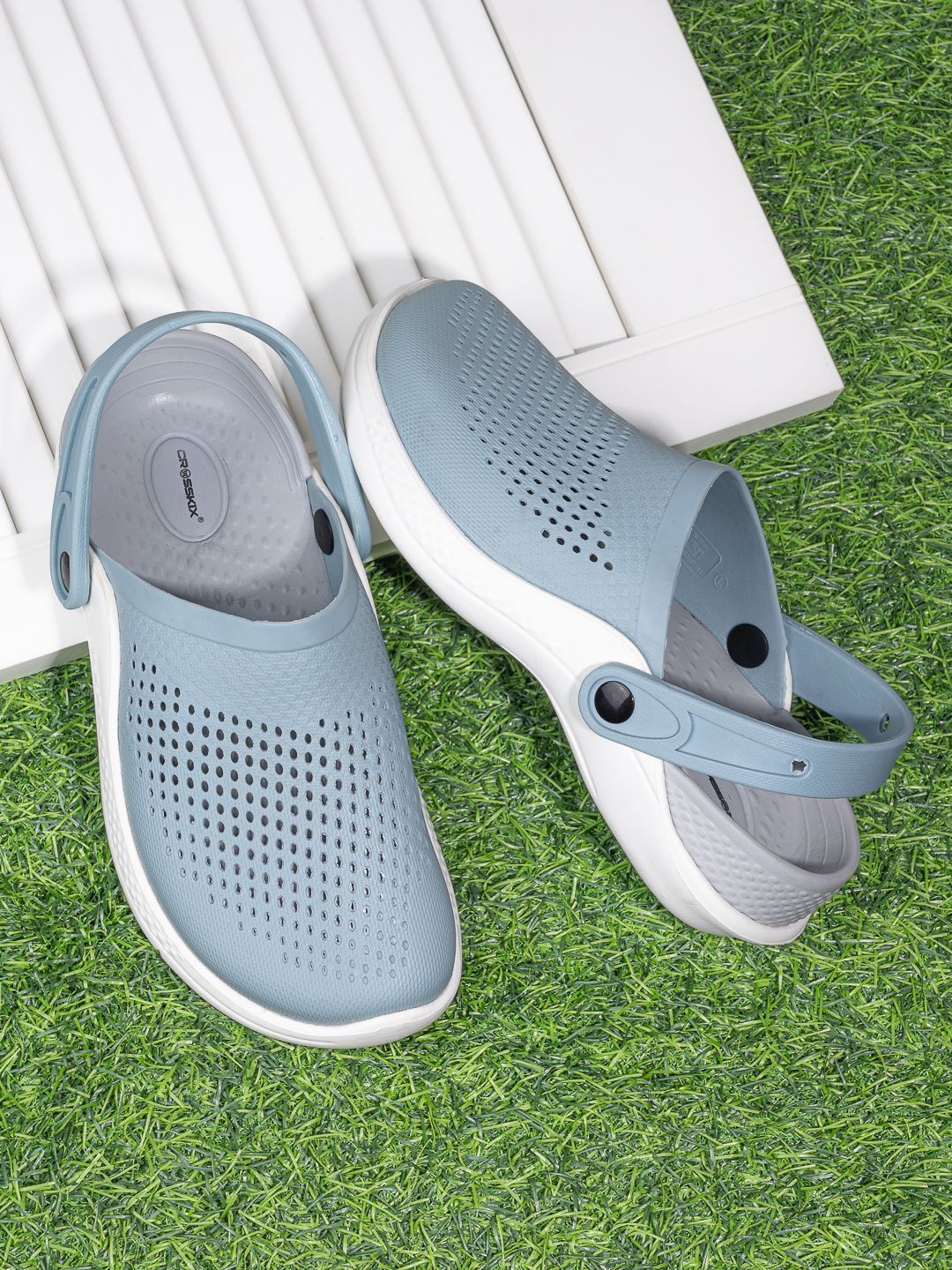 CROSSKIX Men Croslite Clogs