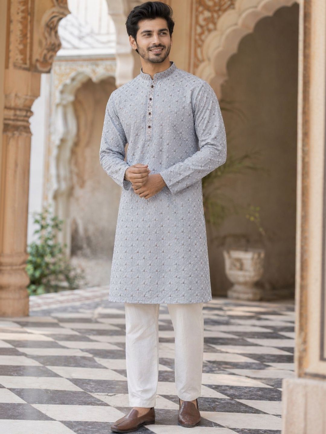 House of Pataudi Embroidered Mandarin Collar Knee Length Straight Kurta