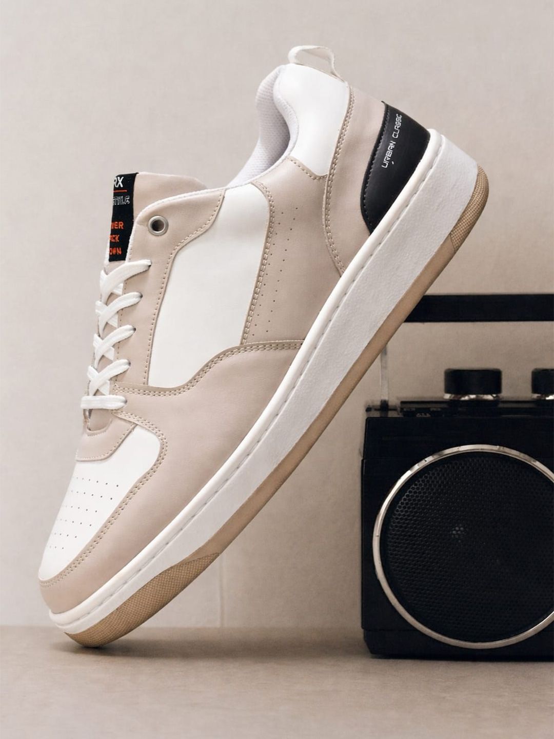 HRX by Hrithik Roshan Men Colourblocked Sneakers