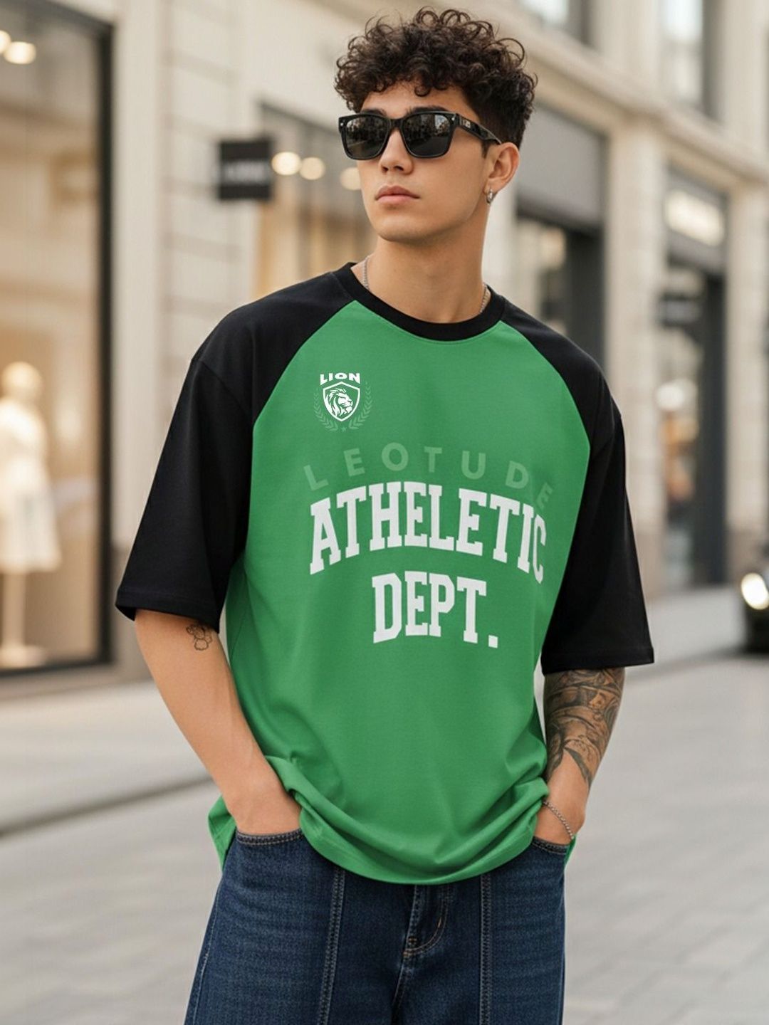 Leotude Men Typography Colourblocked T-shirt