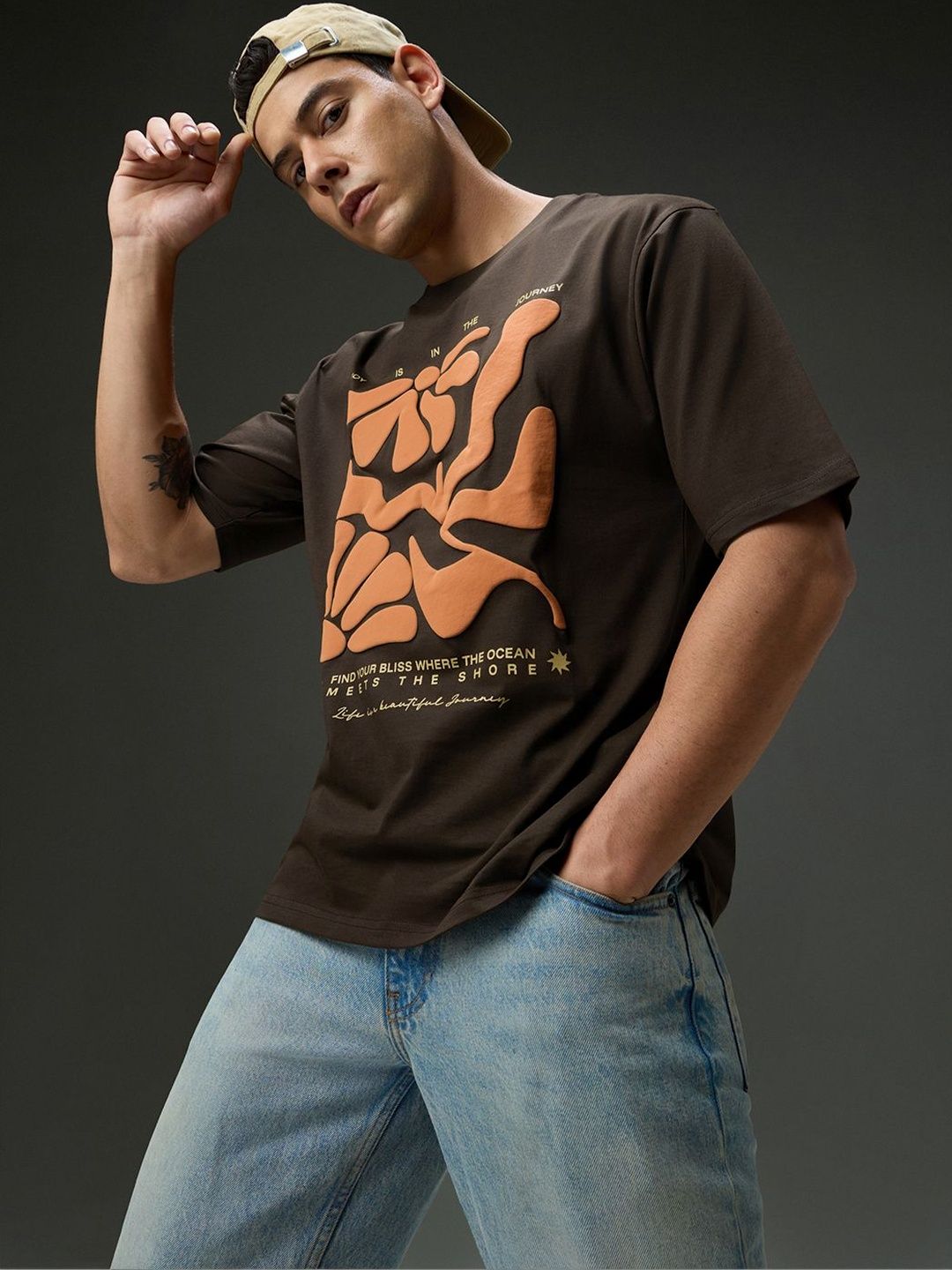 DILLINGER Mens Round Neck Half Sleeve Puff Printed Oversized Fit Tshirt