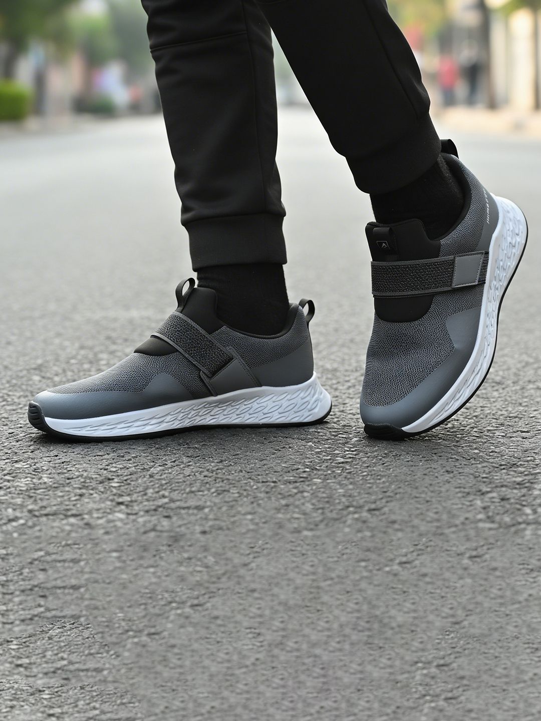 IMPAKTO Men Mesh Shoes
