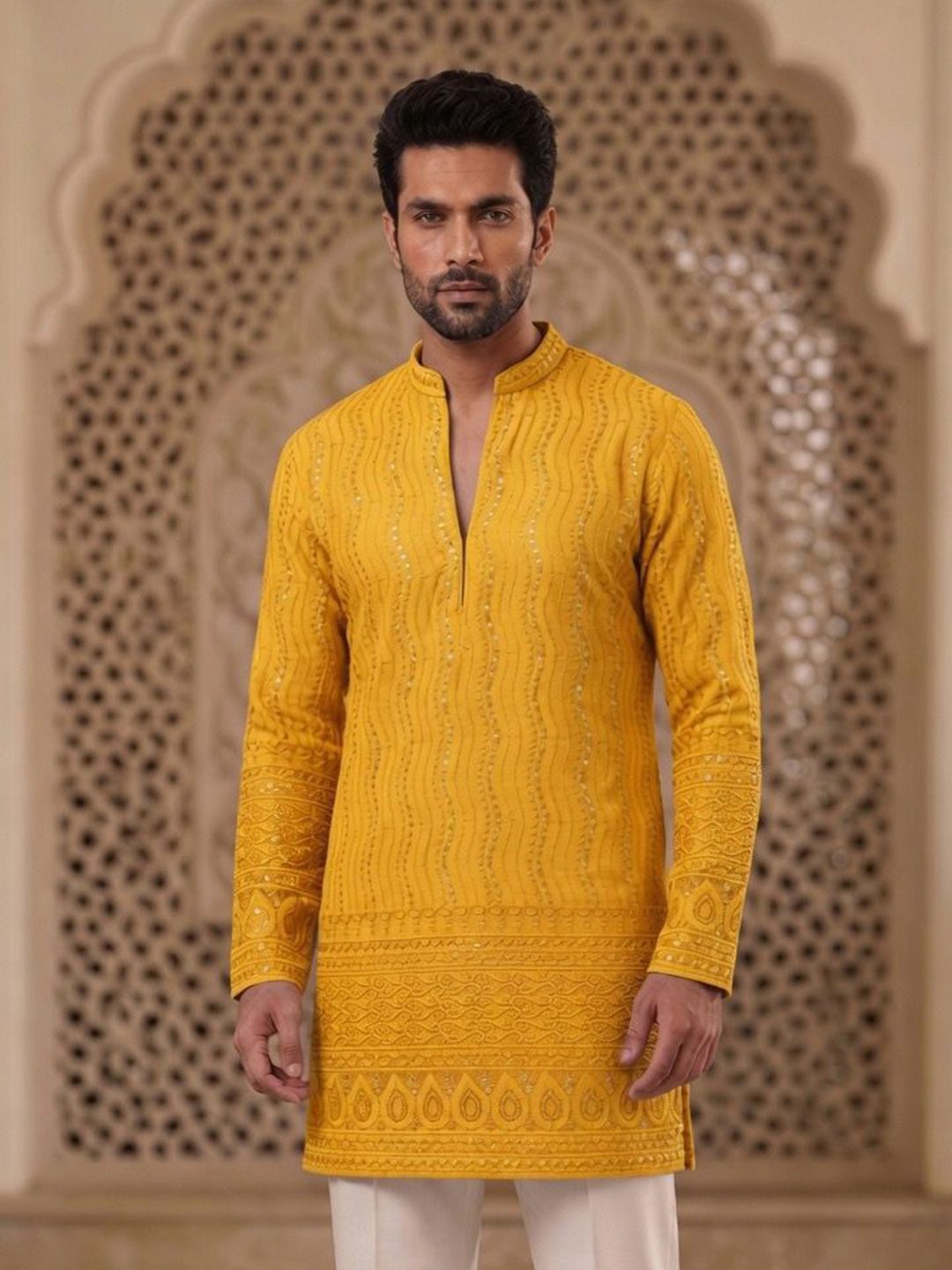 Dincharya Men Embroidered Chikankari Kurta