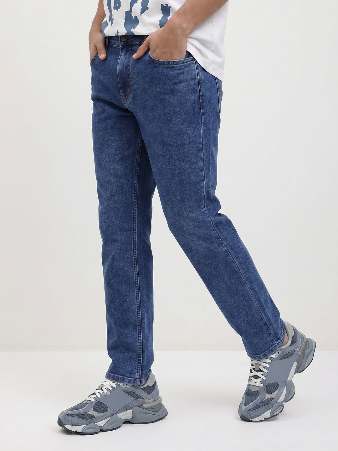 The Roadster Life Co. Slim Fit Mid-Rise Stretchable Jeans