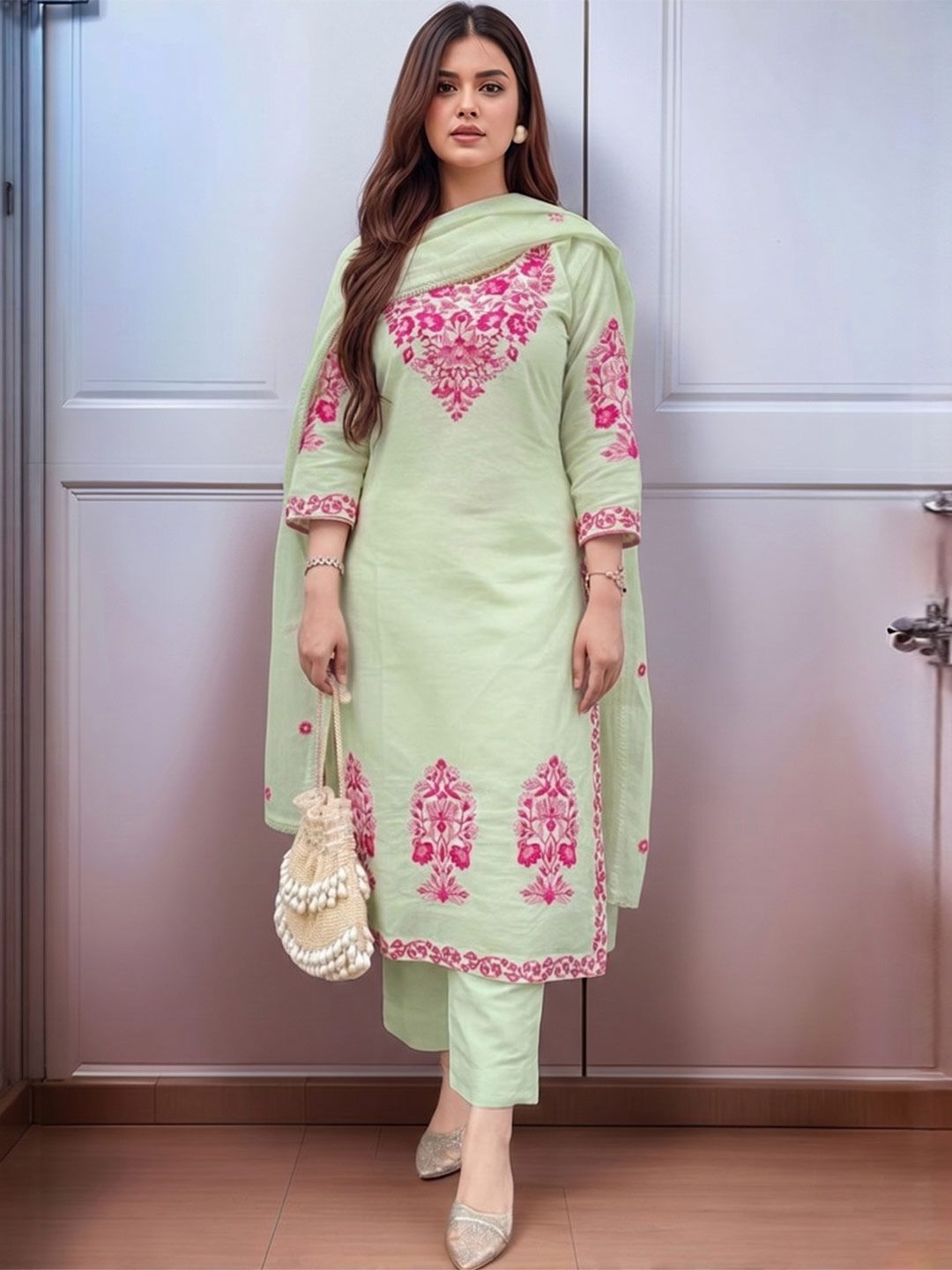 Anouk Rustic Women Embroidered Regular Kurta with Trousers & With Dupatta