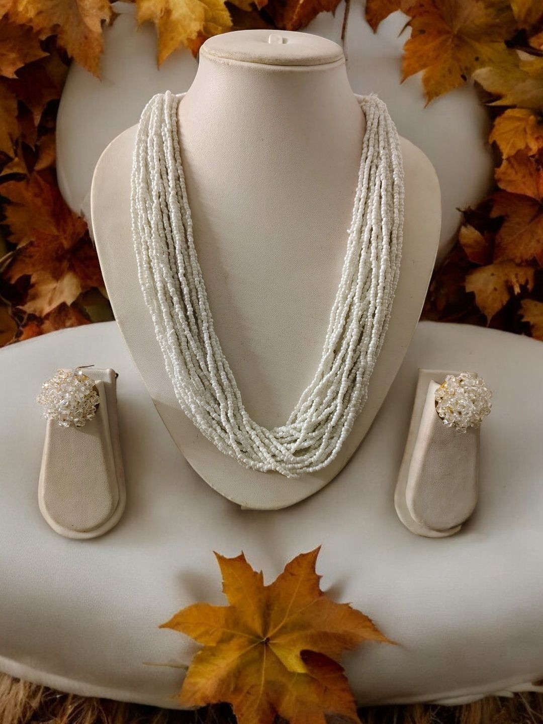 INHANSS INHANSS Necklace and Earrings