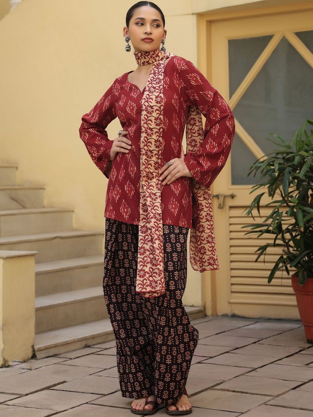 anayna Women Ethnic Motifs Printed Regular Pure Cotton Kurti with Trousers & With Dupatta