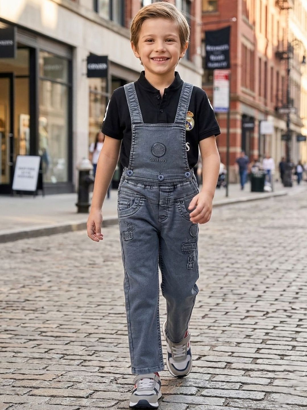 Buy JFR Boys Regular Fit Mid-Rise Light Fade Stretchable Jeans