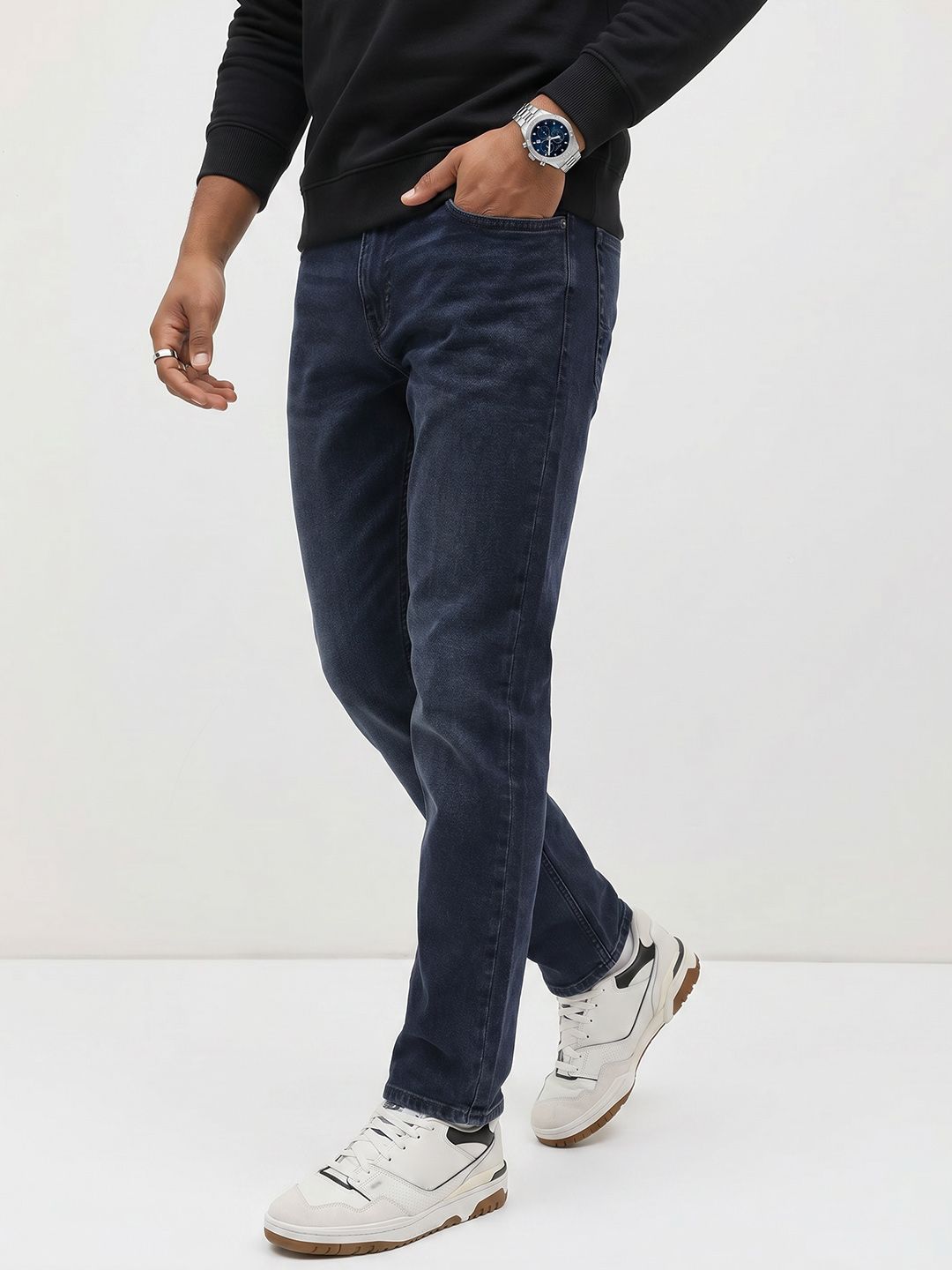 The Roadster Life Co. Men Relaxed Fit Stretchable Jeans