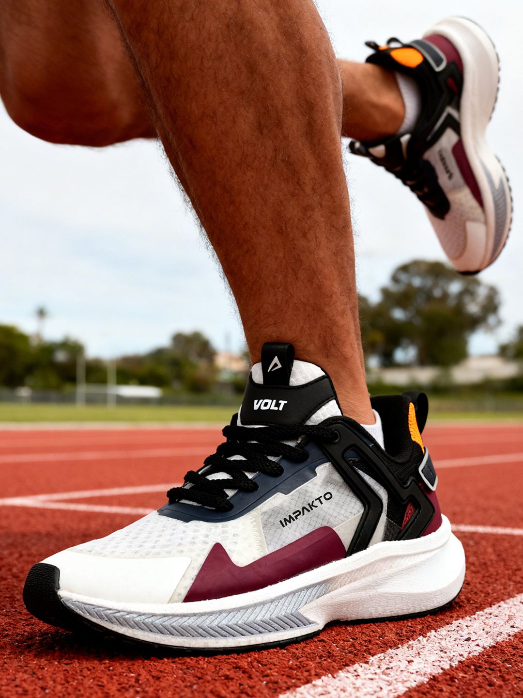 IMPAKTO Men Colourblocked Mesh Running Shoes