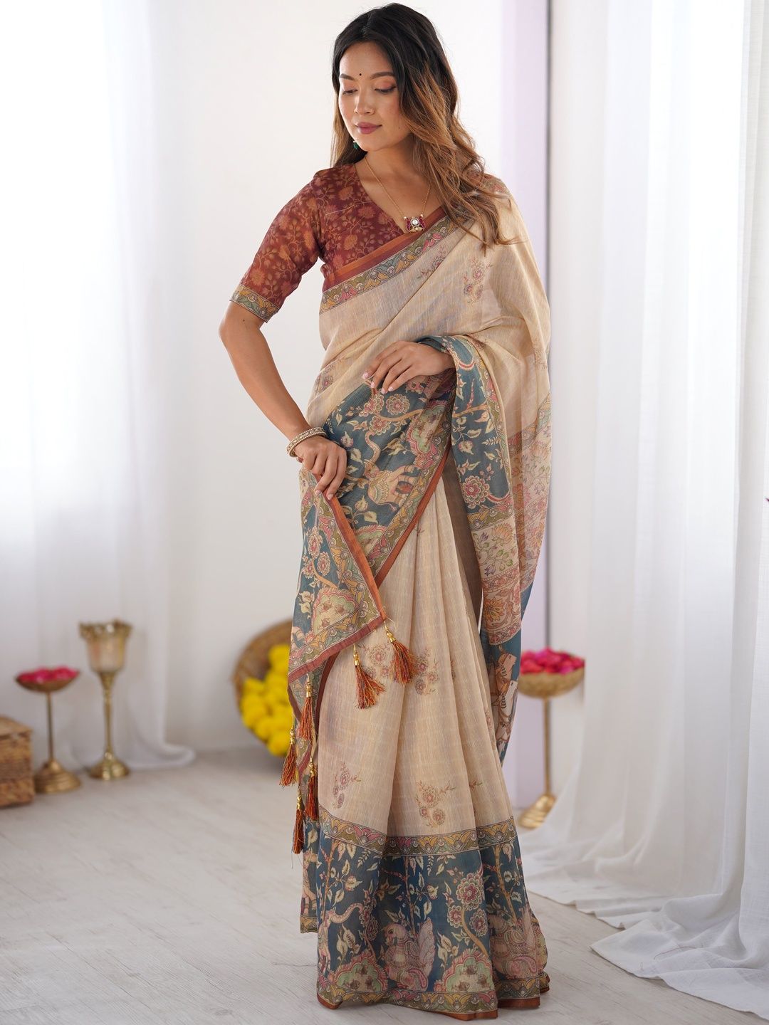 Siya Fashion Floral Printed Linen Blend Saree With Blouse