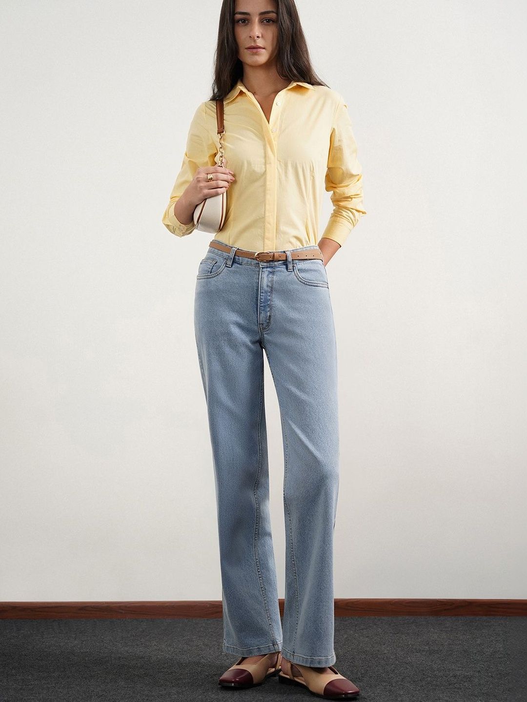 Women Wide Leg High-Rise Jeans FABLE STREET Women Wide Leg High-Rise Light Fade Stretchable Jeans