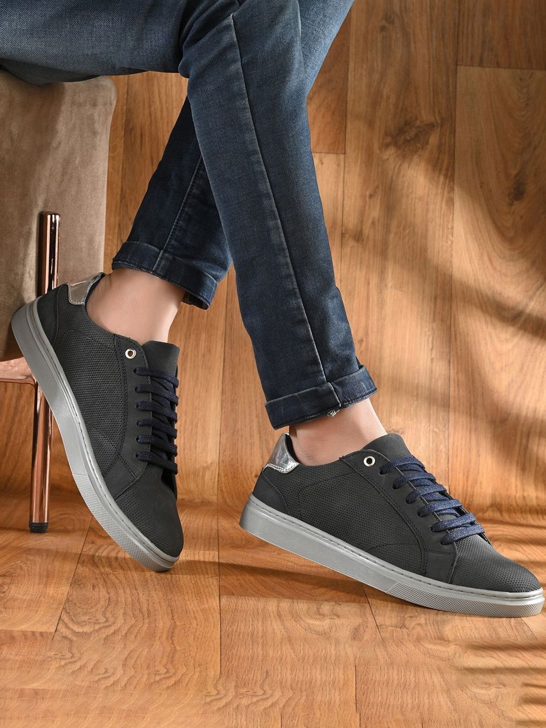 The Roadster Lifestyle Co Men Round Toe Sneakers Casual Shoes