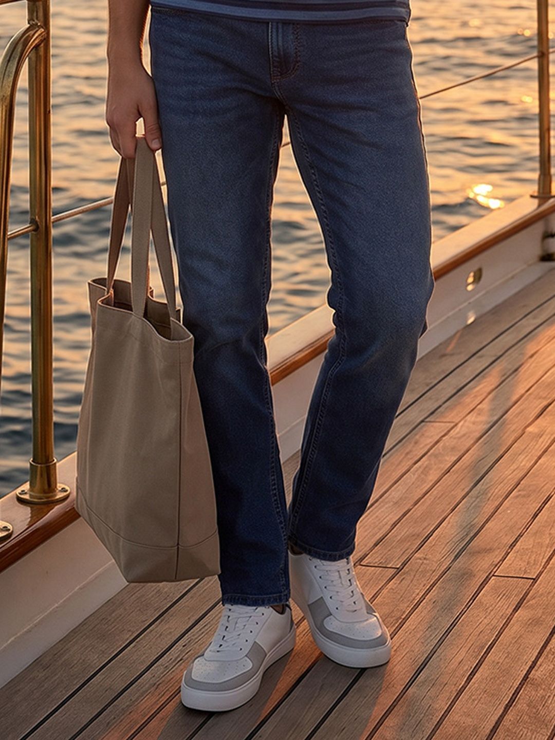 Nautica Men Slim Fit Mid-Rise Light Fade Cotton Jeans