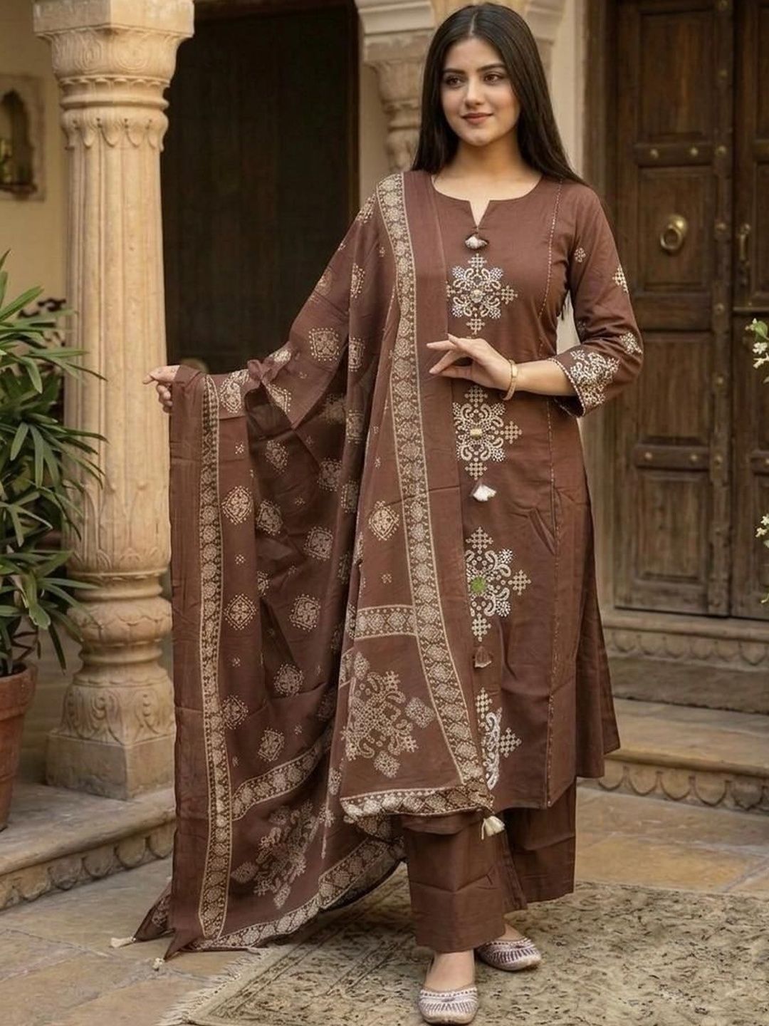 MILAAV Women Ethnic Motifs Embroidered Regular Thread Work Kurta with Palazzos & With Dupatta