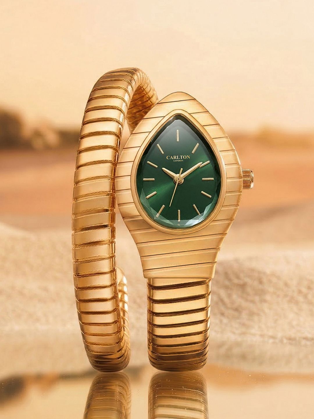 Embrace Analog Watch for women Carlton London Women Dial & Bracelet Style Straps Analogue Watch CL-EM-GRN