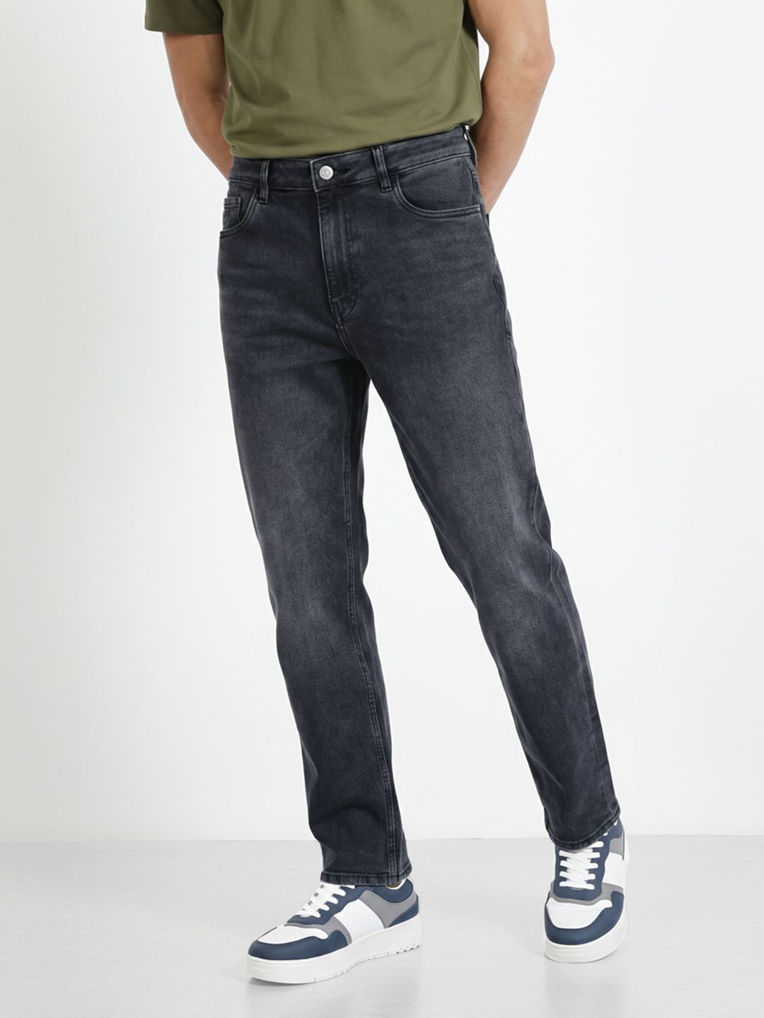 Aeropostale Men Straight Fit Light Fade Stretchable Jeans
