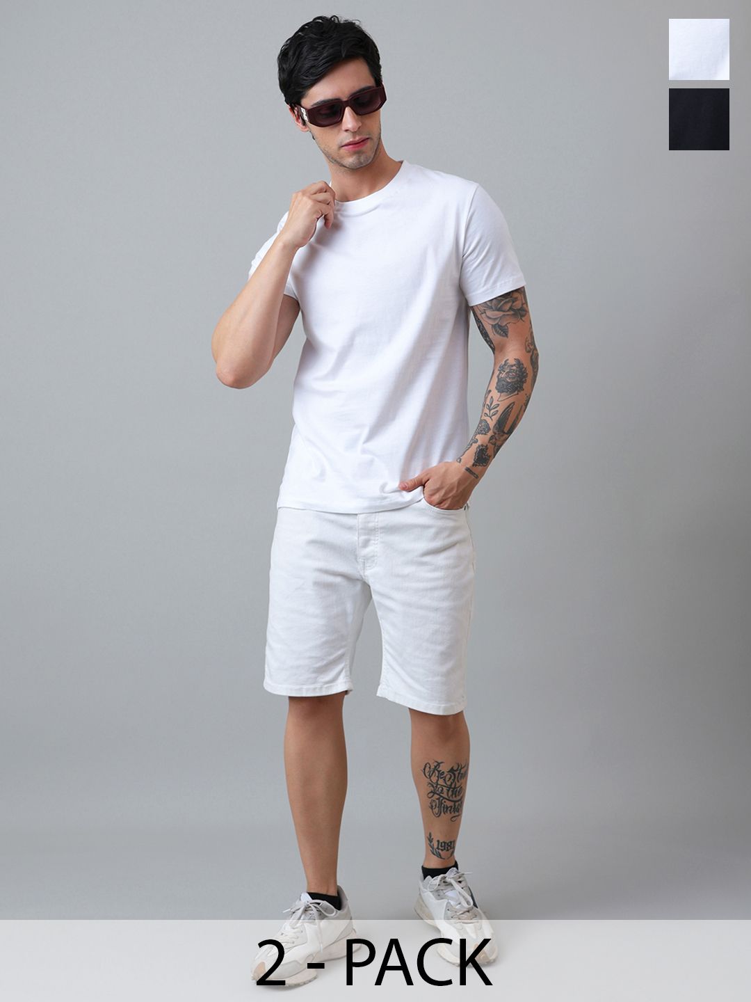 Free Authority Men Pack Of 2 Black & White Solid Pure Cotton T-shirt