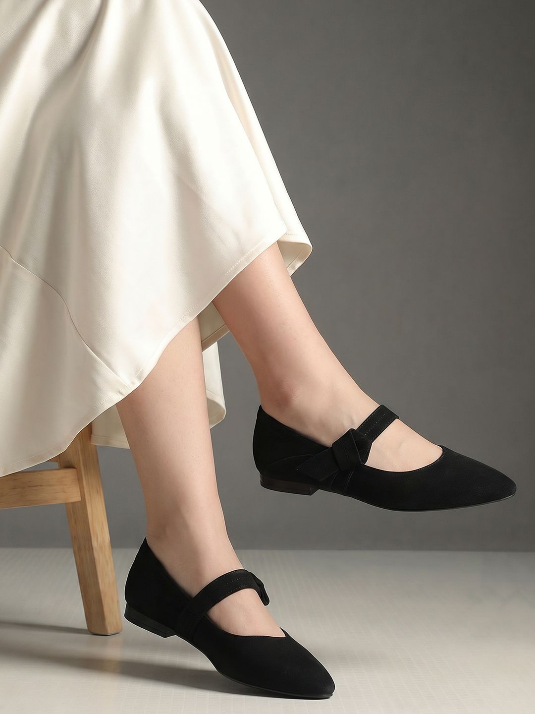 Kenneth Cole Kenneth Cole Women Leather Mary Jane Flats