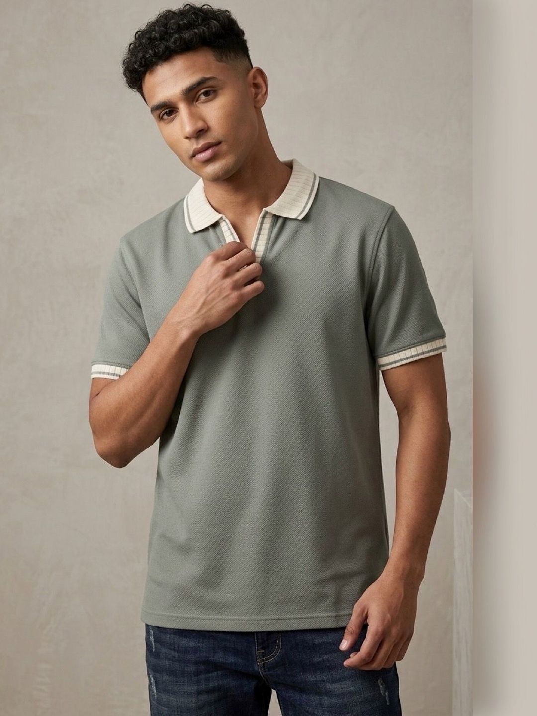 STEVE STATUS Men Polo Collar T-shirt