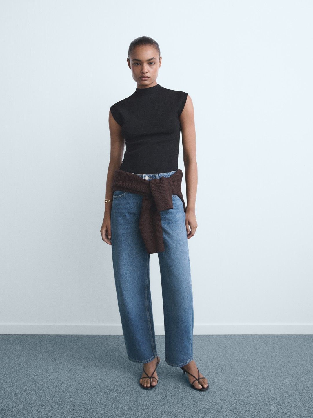 Regular Fit Mid-Rise Light Fade Pure Cotton Jeans
